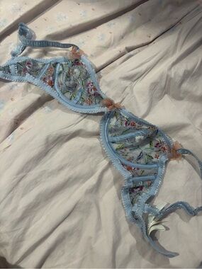 Delicate Floral Lace Bra - Light Blue